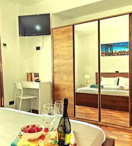 Tache - Cozy Apartman Bukarest